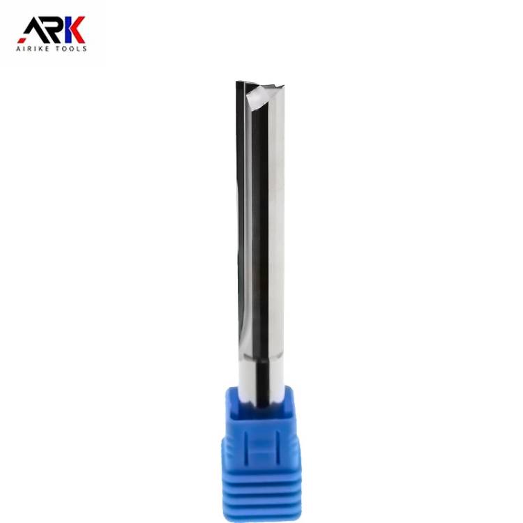  voler e/o </p><br/></p><br/></p></p><h4> Caratteristiche delle frese in EVA </h4><p><br/></p><p>1.Taglio efficiente: la fresa EVA della macchina per incisione ha un'elevata velocità di taglio, che può tagliare e incidere rapidamente i materiali EVA, migliorando notevolmente l'efficienza di lavorazione e soddisfacendo le esigenze di produzione di massa.</p><p>2.Elaborazione ad alta precisione: con un design preciso, può raggiungere il taglio e l'incisione ad alta precisione sotto rotazione ad alta velocità e può tagliare con precisione varie forme e modelli complessi per soddisfare le attività di lavorazione con requisiti estremamente elevati per i dettagli, garantendo che i prodotti EVA elaborati soddisfare standard di dimensioni e qualità rigorosi.</p><p>3.Buone prestazioni di rimozione del chip: di solito viene adottato un design a spirale o scanalatura speciale, che può scaricare rapidamente i trucioli durante il processo di taglio per evitare l'accumulo di trucioli tra l'utensile e il pezzo in lavorazione, riducendo così l'usura dell'utensile e garantendo il regolare avanzamento del processo di taglio, Che è favorevole al miglioramento della qualità della superficie di lavorazione.</p><p>4.Elevata resistenza all'usura: la selezione di materiali per utensili di alta qualità, come il carburo cementato, ha un'elevata durezza e resistenza all'usura, può mantenere una buona nitidezza dei bordi durante i lavori di taglio a lungo termine, ridurre la frequenza di sostituzione dell'utensile e ridurre i costi di lavorazione.</p><p>5. Versatilità: non solo adatto per la lavorazione di materie plastiche in schiuma EVA, ma anche per l'incisione e il taglio di altri materiali come legno massiccio e plastica.Ha un'ampia gamma di adattabilità dei materiali e può soddisfare le esigenze di elaborazione diversificate di diversi utenti.</p><p><br/></p><h4> Tipi e specifiche </h4><p><br/></p><p><p>1. Tipi: i tipi comuni includono frese a fondo piatto, frese a sfera, frese a spirale a doppio bordo, frese a spirale a bordo singolo, ecc.Le frese a fondo piatto sono adatte per l'incisione e il taglio piatti e possono rimuovere rapidamente ampie aree di materiale; le frese a sfera sono spesso utilizzate per l'incisione tridimensionale e la lavorazione della superficie curva, che possono rendere la superficie curva incisa più liscia e più naturale; le frese a spirale hanno migliori prestazioni di rimozione del chip e forza di taglio uniforme, Che può migliorare l'efficienza e la qualità dell'elaborazione.</p><p>2.Specifiche: il diametro dell'utensile ha generalmente una varietà di opzioni come 3, 6, 8, 10, 12 e la lunghezza ha anche dimensioni diverse, come 100mm, 150mm, ecc. Inoltre, anche il numero di lame è diverso e quelli comuni sono 2 lame, 4 lame, 6 lame, ecc. Gli utenti possono scegliere le specifiche appropriate in base al campo di lavoro della macchina per incisione, lo spessore del materiale di lavorazione, l'accuratezza dell'incisione e i requisiti di velocità.</P><p><br/></p><h4> Campi di applicazione </h4><p><br/></p><p>1. Display pubblicitario: utilizzato per realizzare vari cartelloni pubblicitari, tabelloni promozionali, ecc. La fresa EVA della macchina per incisione può incidere testi e modelli squisiti sul materiale EVA per attirare l'attenzione delle persone & #39;s. Il materiale EVA è leggero, a basso costo e facile da installare e trasportare.</p><p>2.Produzione di giocattoli: può essere utilizzata per realizzare vari accessori giocattolo, come forme di animali, modelli di auto, ecc., Per aggiungere divertimento e attrazione ai giocattoli. I materiali EVA sono morbidi, sicuri e adatti ai bambini al tatto. Attraverso l'incisione, può avere un aspetto e una forma ricchi.</p><p>3. Decorazione della casa: può fare decorazioni per la casa, come ornamenti, ornamenti appesi, ecc. Incidendo vari modelli e forme, può aggiungere un'atmosfera artistica all'ambiente domestico.La plasticità dei materiali EVA è forte e possono essere realizzate varie idee di design uniche.</p><p>4. Accessori per scarpe: nella produzione di scarpe, può essere utilizzato per realizzare solette, tacchi e altri accessori per migliorare il comfort e la bellezza delle scarpe. I materiali EVA hanno buone proprietà di elasticità e ammortizzazione. Dopo l'incisione, possono soddisfare meglio i requisiti del design ergonomico.</p><p>5. Attrezzature sportive: utilizzate per realizzare dispositivi di protezione sportiva, attrezzature sportive, ecc., Ritagliando modelli e forme conformi al design ergonomico per migliorare gli effetti sportivi e il comfort. Ad esempio, le ginocchiere e le gomitiere in EVA possono essere intagliate per adattarsi meglio al corpo umano.</p><p><br/></p><p><br/></p><p><br/></p><p><br/></p></div><p><br/><br/></p><p><br/></p>									</div>
									<div class=