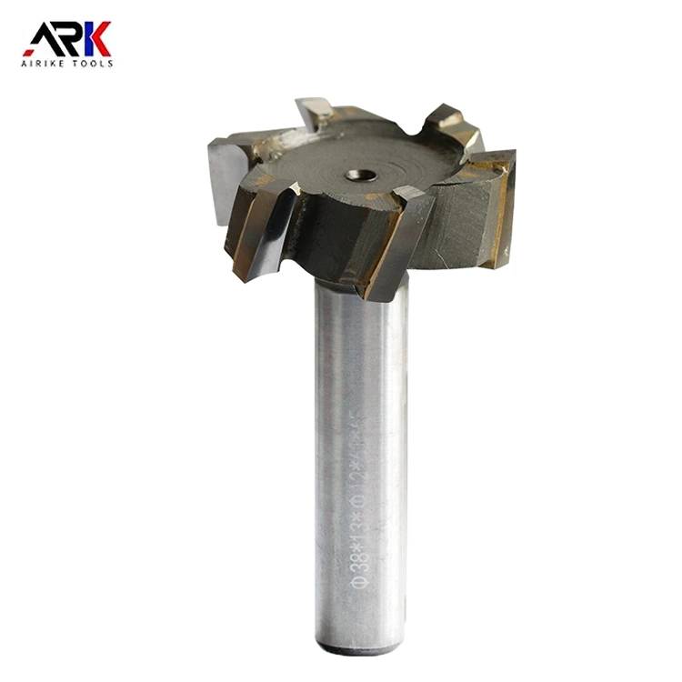 Caratteristiche standard dei coltelli di tipo T